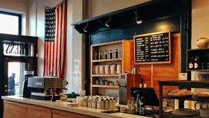 coffee-shop-1081713_640
